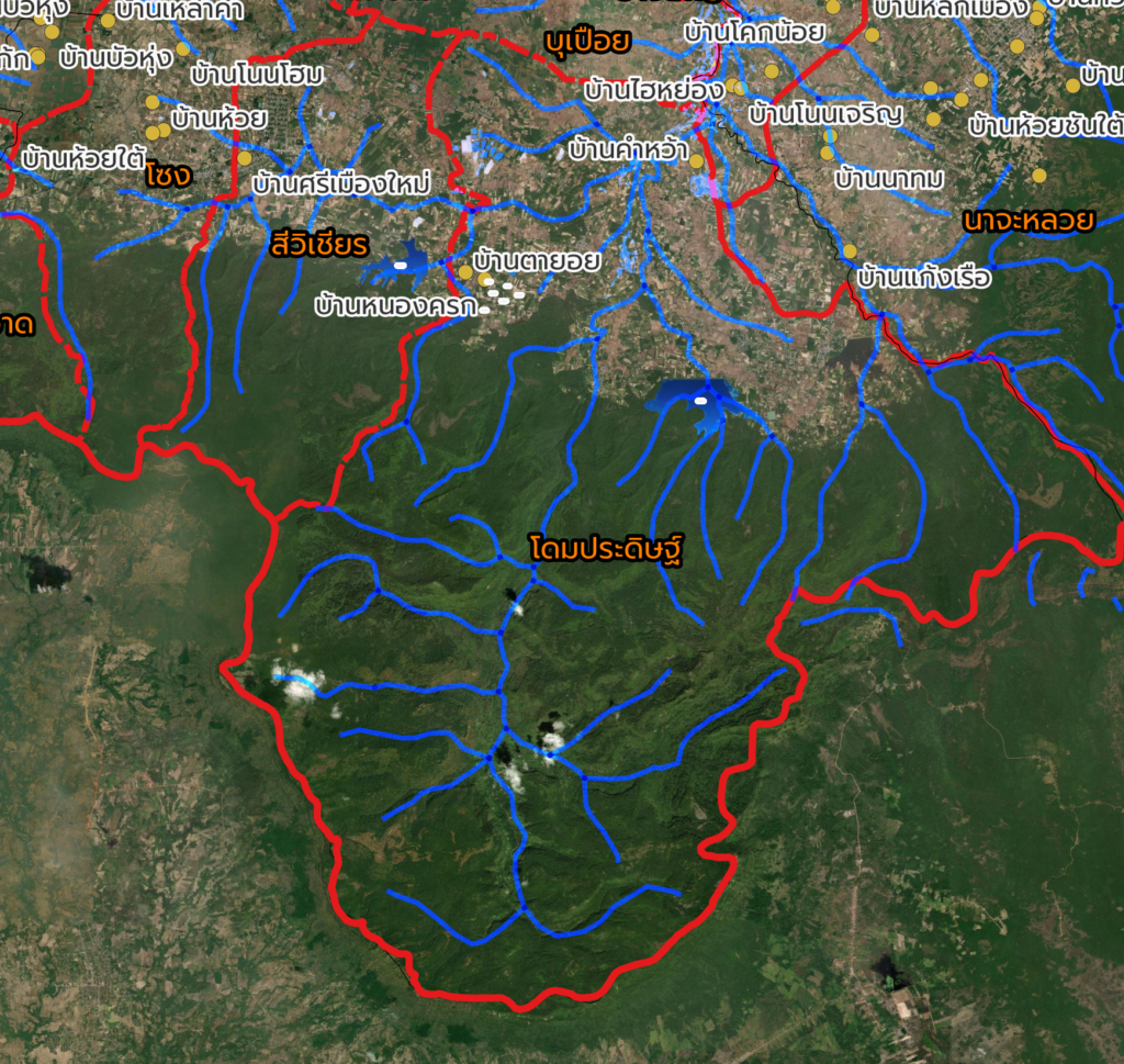 แผนที่แสดงลักษณะทางภูมิศาสตร์ของหมู่บ้าน และแสดงการไหลของเส้นทางน้ำ