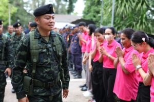 ให้การต้อนรับแม่ทัพภาค ๒ ตรวจเยี่ยมประชาชนชาวบ้านหนองครก บ้านตายอย และบ้านหนองแวง